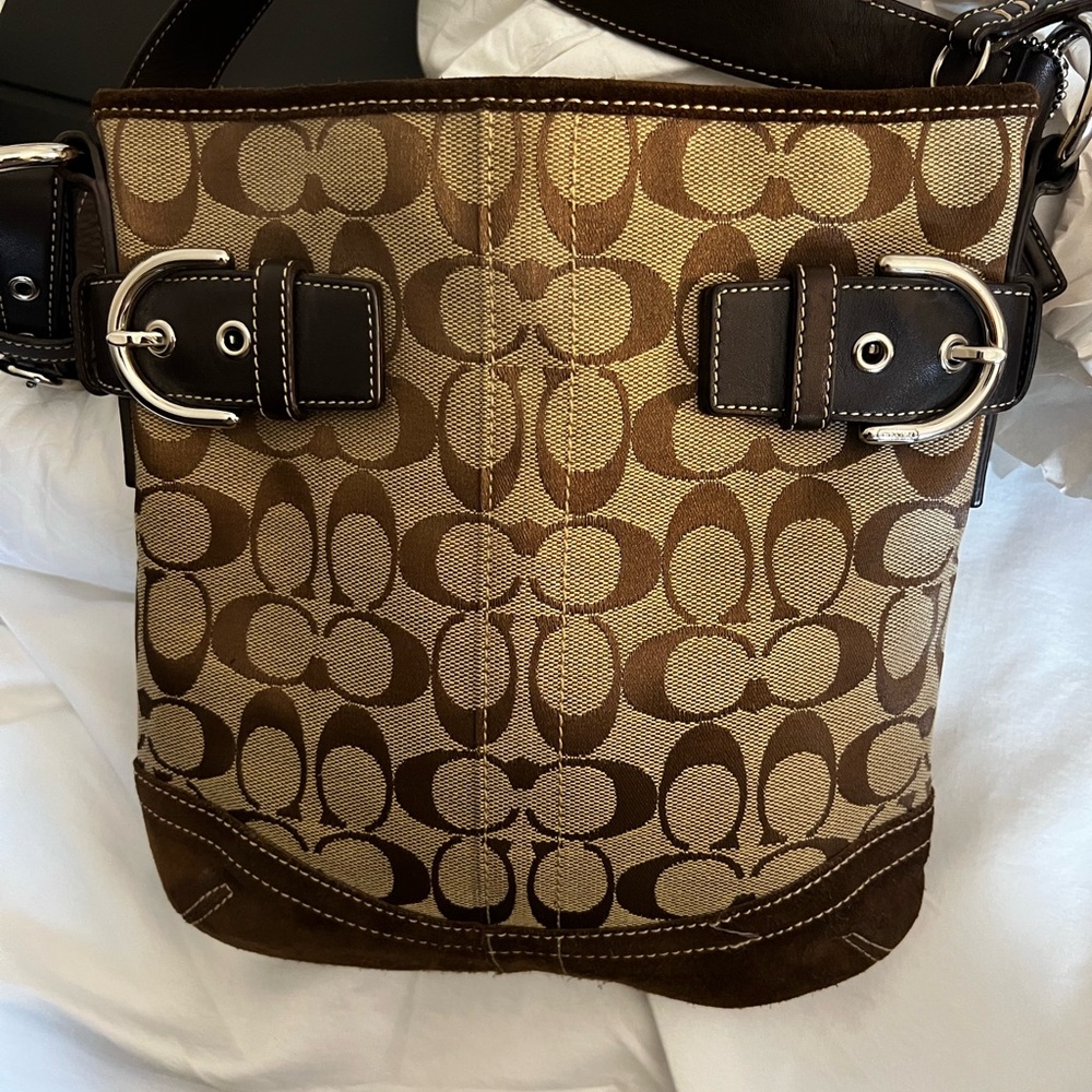 Vintage Coach Brown and Tan Shoulder Bag | Looks New